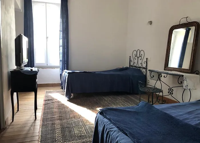 Ancien Aux Moines Pierrefitte St Lo Bed & Breakfast 4*