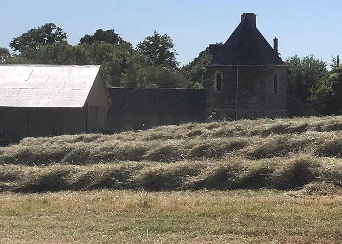 Ancien Aux Moines Pierrefitte St Lo Bed & Breakfast Saint-Lo